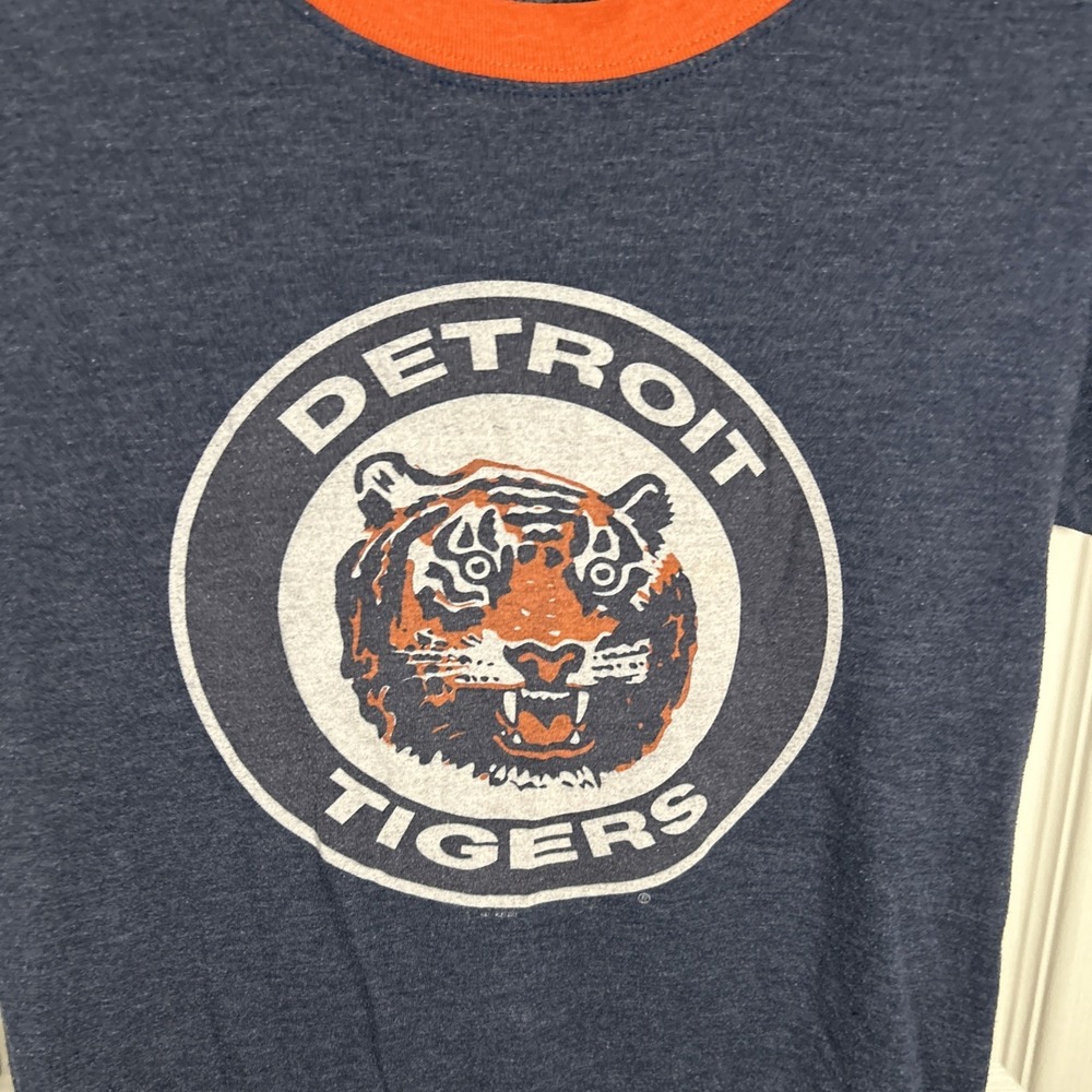 Nike Slim Fit Detroit Tigers Women's T Shirt Size Small Blue Orange - Picture 2 of 4